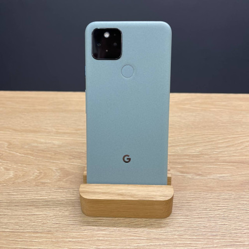Вживаний смартфон Google Pixel 5 8/128Gb Sorta Sage (Задовільний стан)