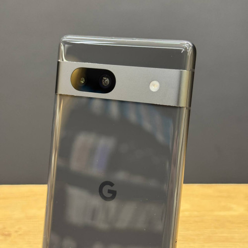 Вживаний смартфон Google Pixel 7a 128Gb Charcoal US (Хороший стан)