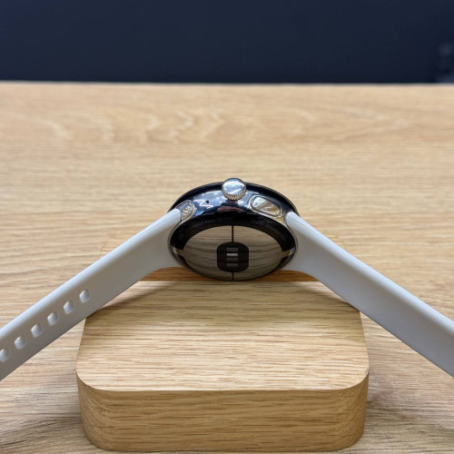 Вживаний смарт-годинник Google Pixel Watch WiFi Polished Silver Case/Chalk Active Band US (Ідеальний стан)