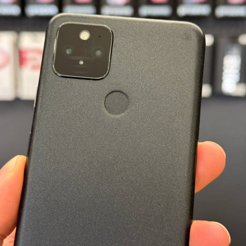 Вживаний смартфон Google Pixel 5 8/128Gb Just Black Уцінка (Задовільний стан)