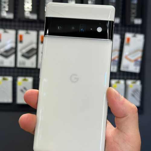 Вживаний смартфон Google Pixel 6 Pro 128Gb Cloudy White US Уцінка (Хороший стан)